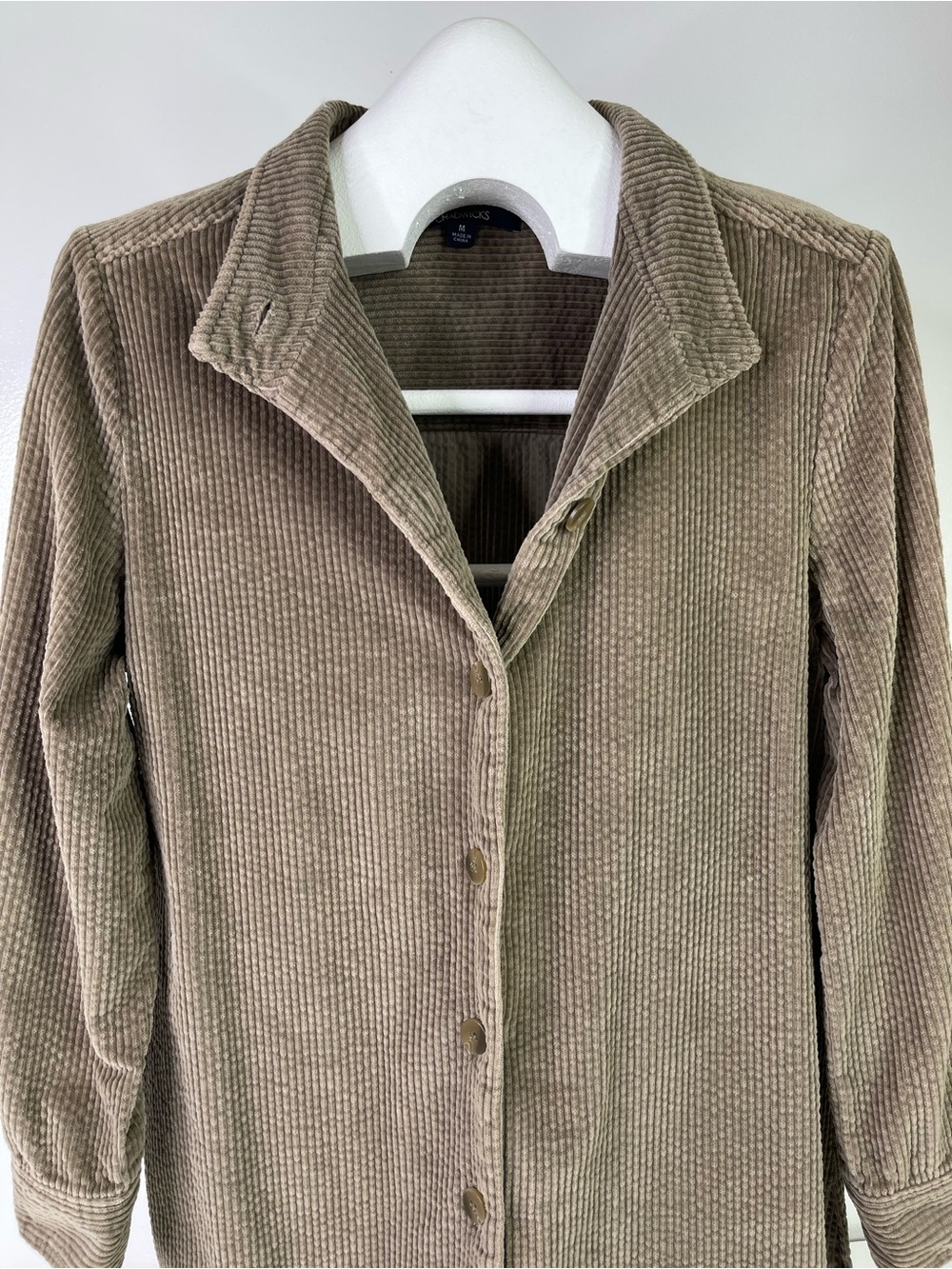 Chadwicks Neutral Brown Fine Wale Corduroy Button Down Shacket Shirt Women’s M